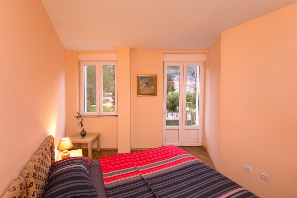 Apartments Bokan Cetinje Quarto foto