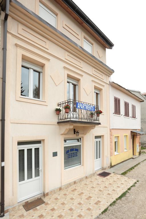 Apartments Bokan Cetinje Quarto foto