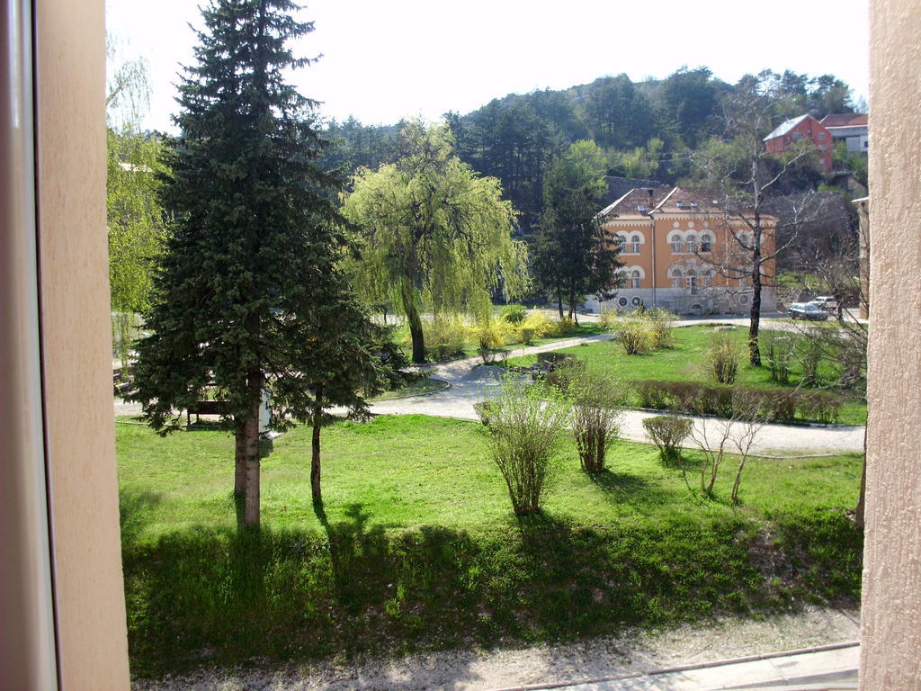 Apartments Bokan Cetinje Quarto foto